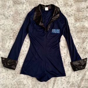 LEG AVENUE Police costume